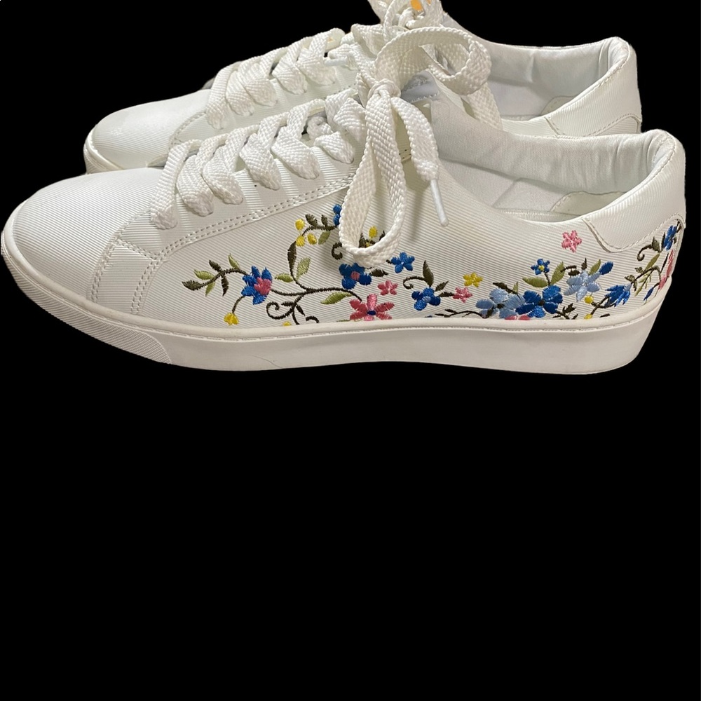 COMFORTVIEW WHITE EMBROIDERED WOMENS SNEAKER SIZE 11 - Picture 3 of 11